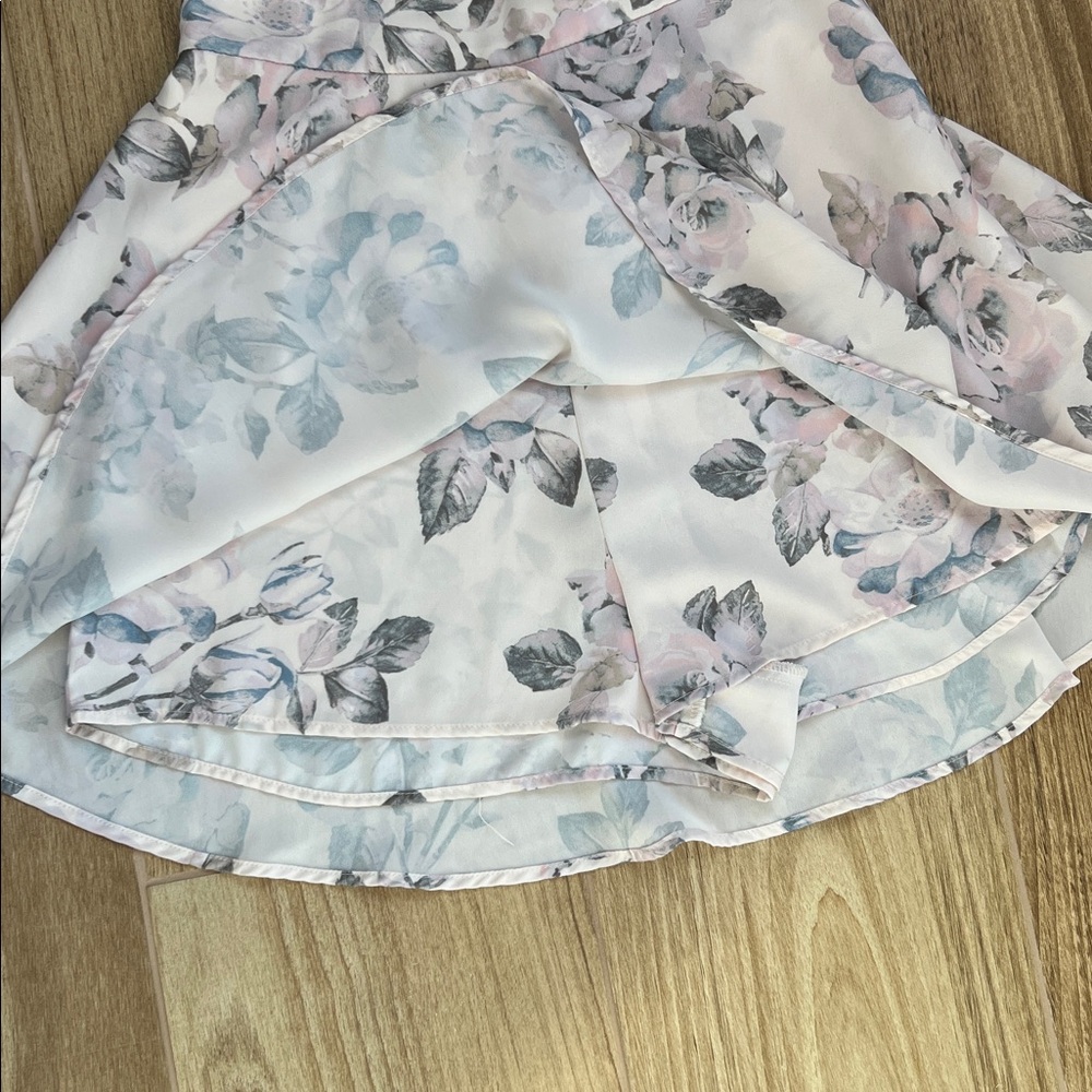 Show Me Your‎ Mumu Floral Skater Skirt Skort - Picture 5 of 5